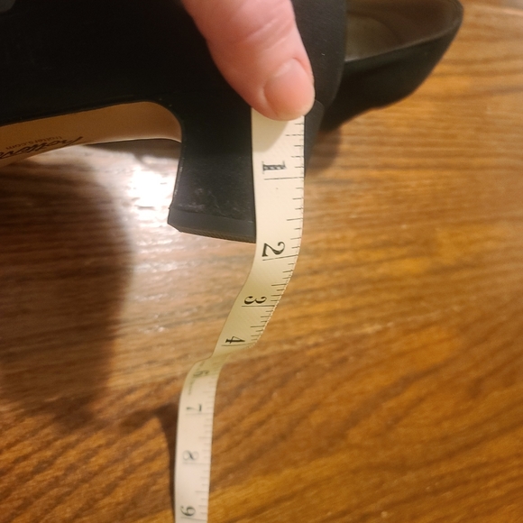 NEW Trotters Heels Jamie Slip On Black  Women's 7 N  MSRP $90 - Picture 6 of 9